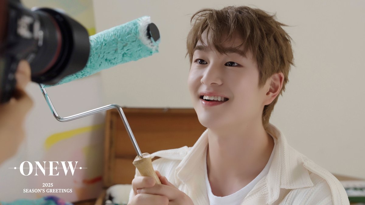 ONEW_GRIFFIN's tweet image. 2025 ONEW SEASON'S GREETINGS Behind

youtu.be/giJfOnWXN2c

#온유 #ONEW
