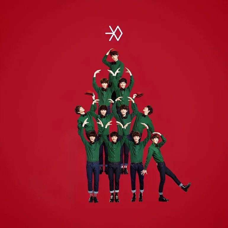 exochartstats's tweet photo. 'The First Snow' by EXO is at #125 on MelOn Daily Chart on November 12th! (@weareoneEXO) https://t.co/nLwe1WvnS0