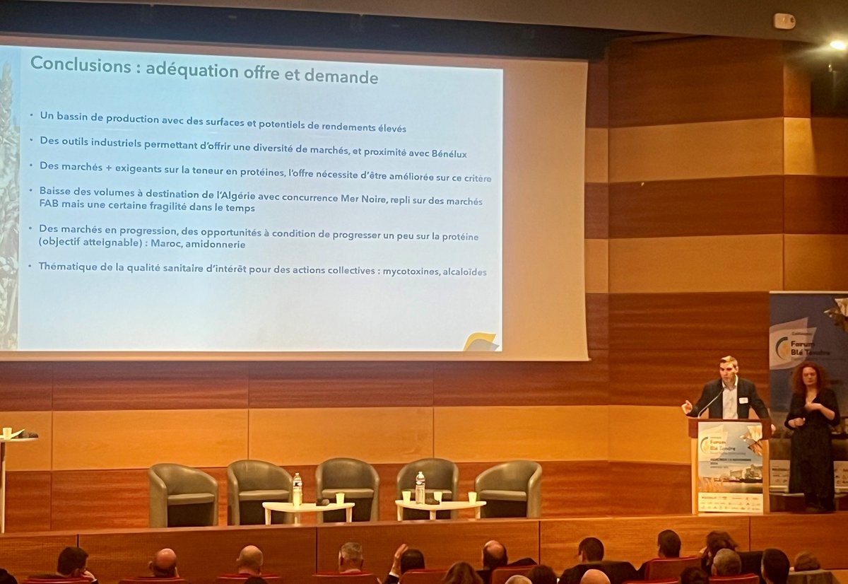 Arvalisofficiel's tweet photo. [EN DIRECT] Alexis Decarrier, animateur de la filière #blétendre 🌾, et Charlotte Boutroy, ingénieure régionale chez #ARVALIS restitue les principales conclusions de l’étude sur la segmentation de marchés du bassin Blé tendre Nord-Seine-Normandie. 👍 https://t.co/5UX4JFtpmT