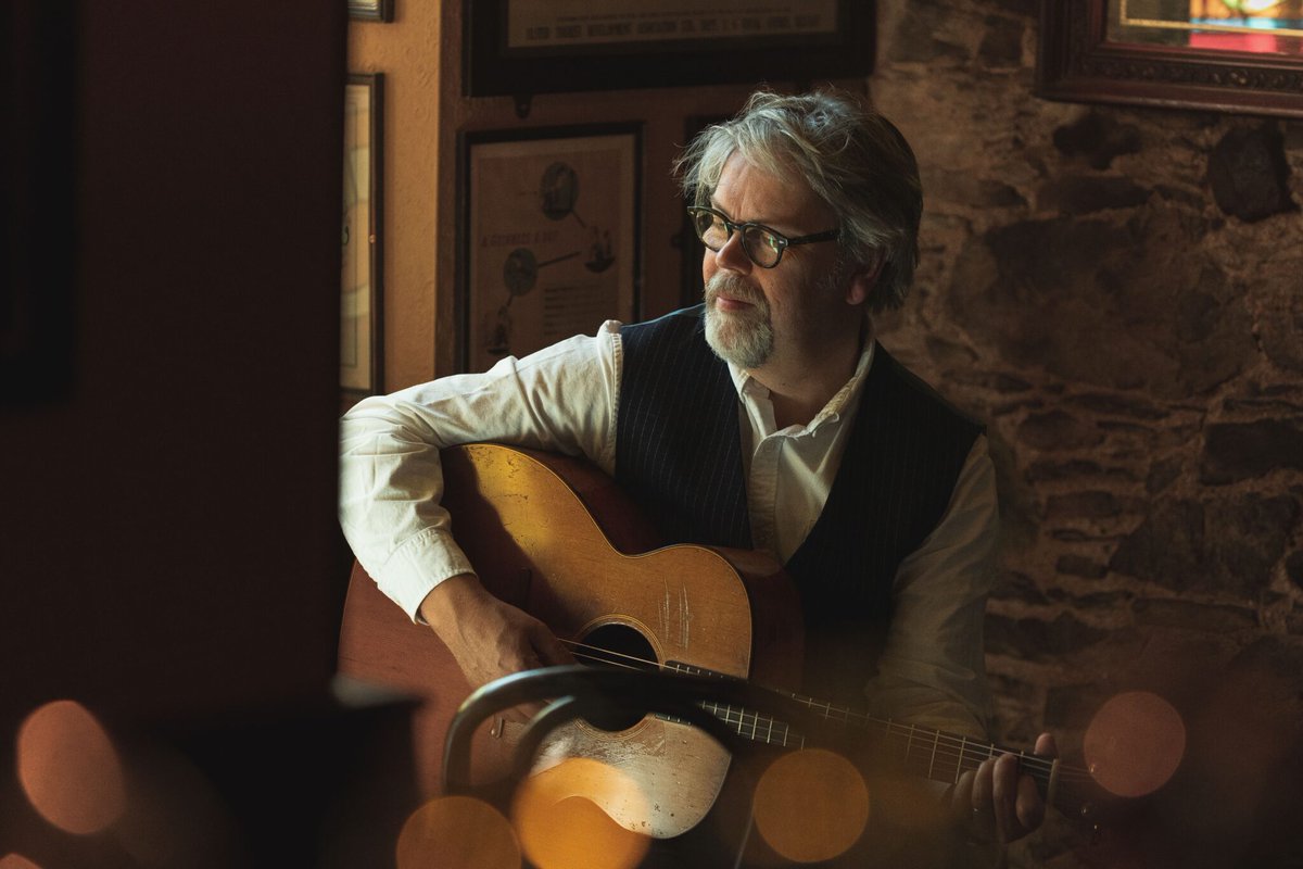The Linen Hall (@thelinenhall) on Twitter photo We have 9 tickets left for Anthony Toner Live at the Linen Hall.
11th December – 7:30 pm - 10:00 pm
ÂŁ15.00
Belfast-based singer songwriter <a href="/tonersongs/">Anthony Toner</a> makes his first solo appearance at The Linen Hall with an intimate acoustic show, featuring a selection of songs from his We have 9 tickets left for Anthony Toner Live at the Linen Hall.
11th December – 7:30 pm - 10:00 pm
ÂŁ15.00
Belfast-based singer songwriter <a href="/tonersongs/">Anthony Toner</a> makes his first solo appearance at The Linen Hall with an intimate acoustic show, featuring a selection of songs from his