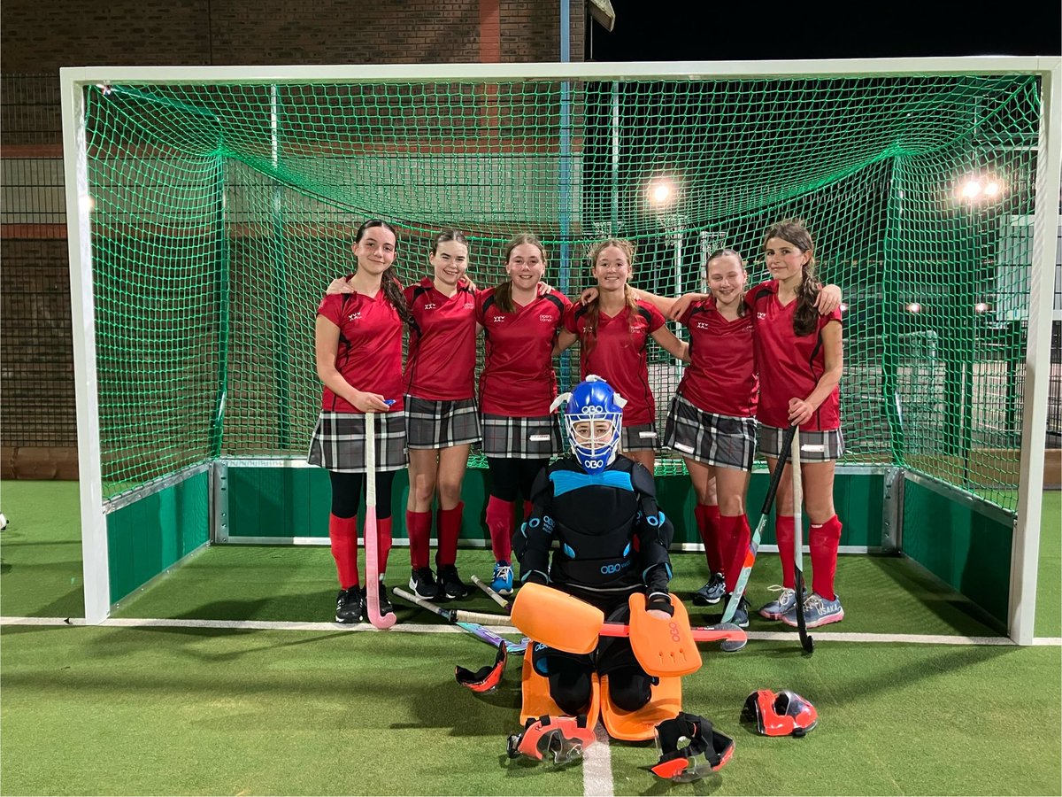 PipersSport's tweet image. Great evening for the U13AB Hockey teams last night @CGSSport with the A’s winning 5-0 and the B’s drawing 2-2. POMs: Lyra and Annabel. #PipersSenior #PipersHockey #PipersInspire