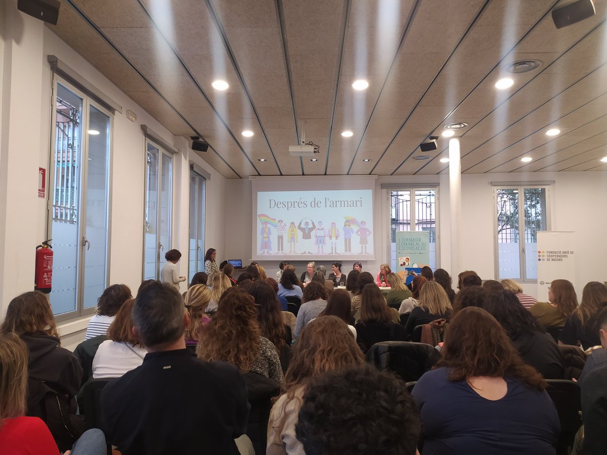 Som a la I Jornada de Coeducació del Maresme!
Una emoció ser part d'aquest primer espai de reflexió i treball tranversal a la comarca.