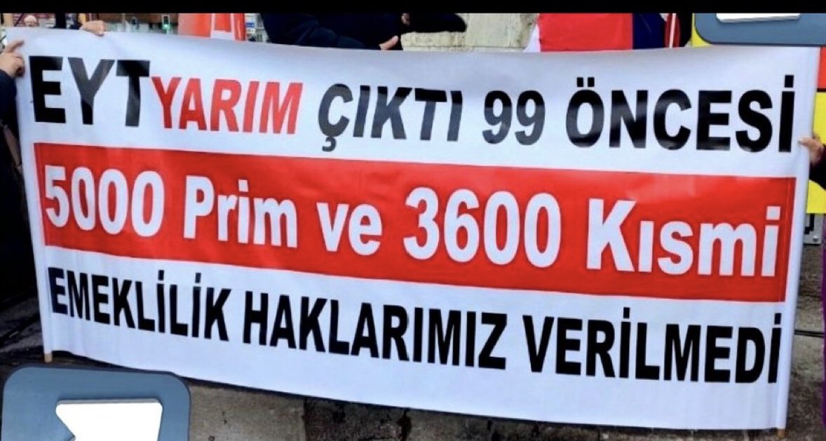 EYT de başardık diye ,EYT bitti algısı ,yaparak vicdansızlık yapmayın 

EYT bitmedi 5000  prim günü ve kısmi emeklilik mağduriyetleri devam ediyor 

#Bütceye5000KısmiyiEkleyin
#EmekliyeAdilBütce