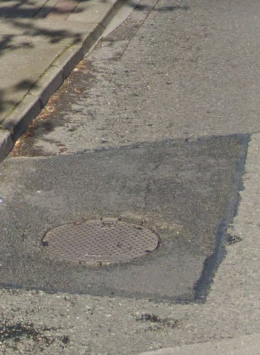 Thank you to operations for repairing the road over the M50. Shore was sunken into the road, creating a hazard. The image on the left is repaired. <a href="/Fingal_Cycling/">Fingal Cycling</a> <a href="/dublincycling/">Dublin Cycling Campaign</a>