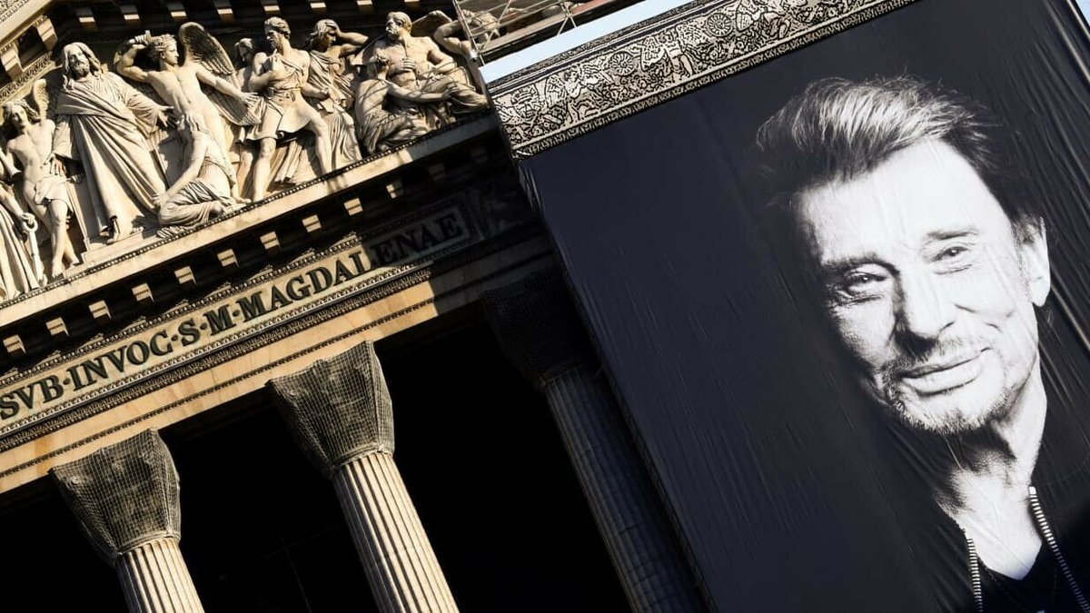 BFMTV_People's tweet photo. Une messe-hommage à Johnny Hallyday aura lieu à la Madeleine le 5 décembre
https://t.co/KHXFxQA0JB https://t.co/D0VVtqSEVX