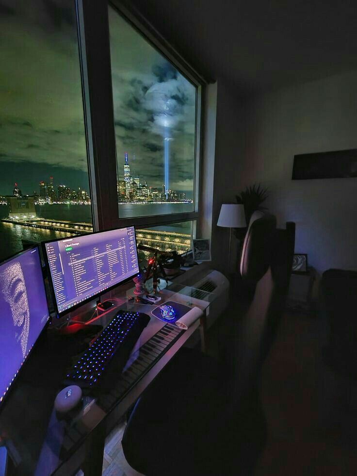 vinnie_navi's tweet image. You have to code for 24 hours. Pick a desk: