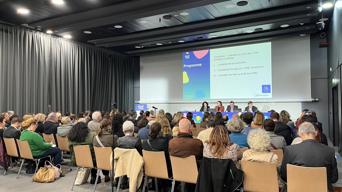 Notaires_CSN's tweet photo. En direct du @ForumAsso, jusqu'à 12h30 les #NotairesdeFrance organisent une conférence avec France @generosites « Accepter un #legs : une enquête collaborative entre #notaires et responsables legs », présentée par Me Jean-Michel MATHIEU, Me @LEMEEPNOTAIRE, Anouk MARCHALAND, juriste chez France générosités et Maria BAPTISTA, chargée de Mission auprès de la Direction Générale chez @EMMAUSolidarite.

#ForumAsso #Association #Fondation #Philantropie #donations #dons
