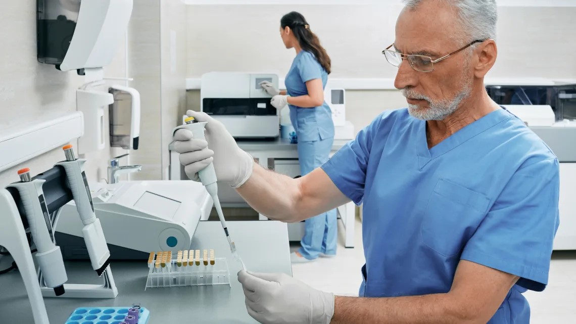 <a href="/CmdOxford/">Centre for Medicines Discovery</a> and <a href="/Boehringer/">Boehringer Ingelheim</a> researchers have discovered the enzymatic mechanism for human ceramide synthase, which could help to develop new treatments for #MetabolicDiseases like #diabetes, #NonAlcoholicFattyLiverDisease and #NASH. 🔬

Read more 👉 ndm.ox.ac.uk/news/researche…