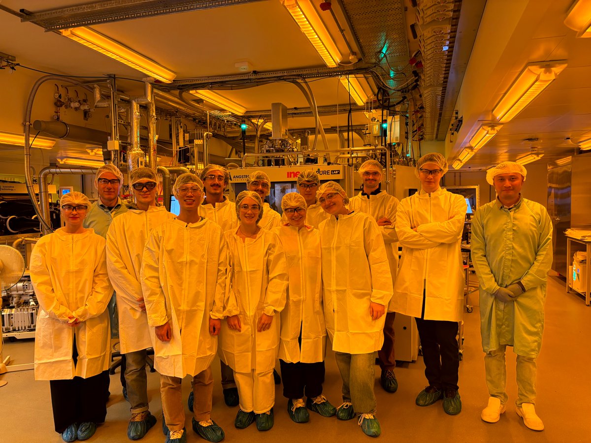 Our students visited the National Thin-Film Cluster Facility <a href="/OxfordPhysics/">Department of Physics at University of Oxford</a> yesterday. Thank you Moritz <a href="/AFMDGroup/">Advanced Functional Materials and Devices Group</a> and Jin for hosting! They thoroughly enjoyed it!