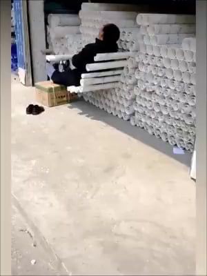 People with 1000 IQ (@disastervidz) on Twitter photo 