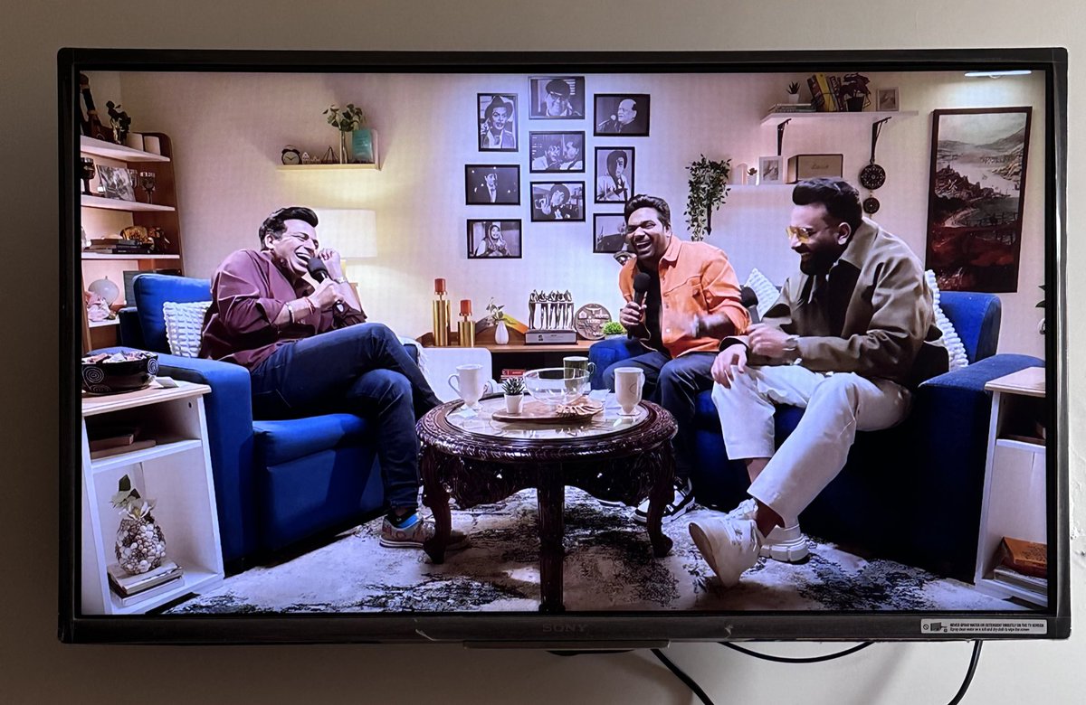 manishbatavia's tweet image. This was such a fun episode, @amitandon @Zakirism @bas_kar_bassi! #ChaarYaar