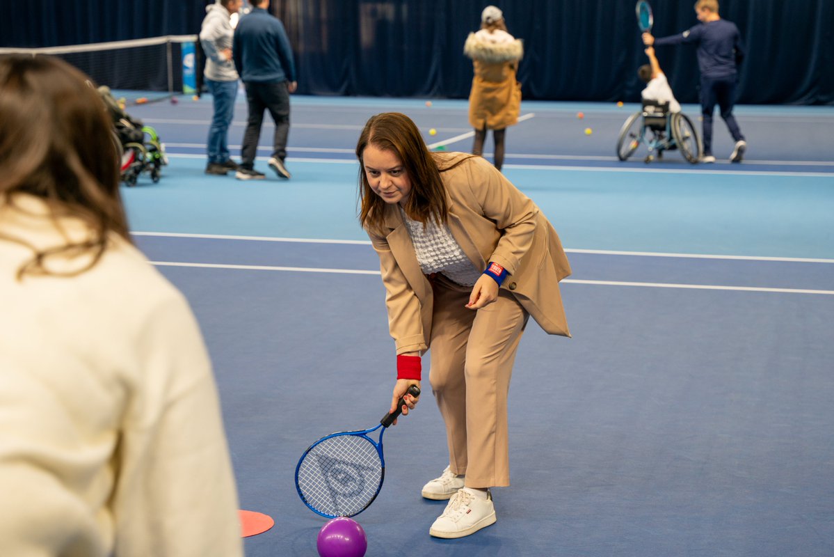 DCMS's tweet photo. Anyone for tennis?

Sports Minister @Steph_peacock visited @the_LTA to see how they’re making the sport inclusive and accessible for everyone

Find your nearest session: https://t.co/HAatRcQvp5 https://t.co/QKKQW3LSZ2