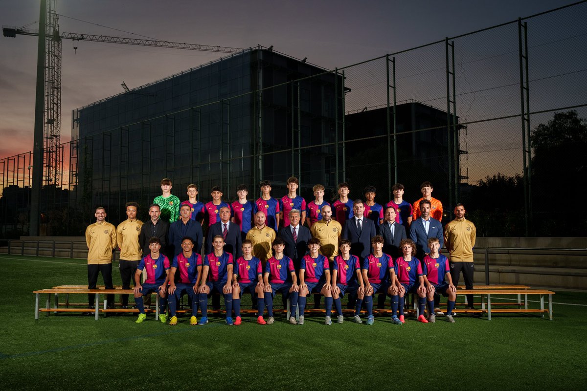 📸 Fotografia oficial 2024/25

🤩 Cadet B

#ForçaBarça 💙❤️