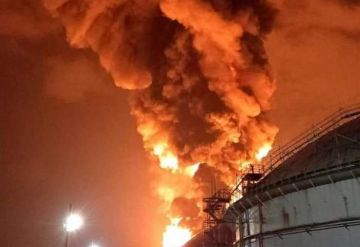 EmbaCubaFrancia's tweet image. Ces nouveaux contacts contribueront à renforcer les liens étroits d&apos;amitié et de solidarité entre les deux pays, tout en consolidant la coopération bilatérale dans la gestion des situations #exceptionnelles et des urgences⚠️.