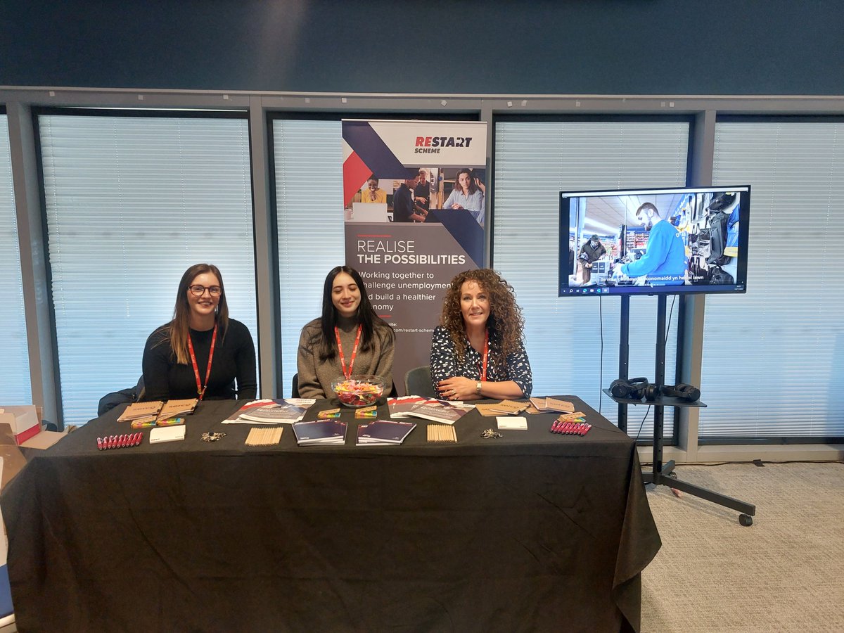 Dysgu a Gwaith Cymru | Learning and Work Wales tweet media