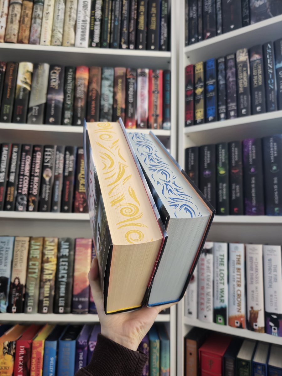 We've located some leftover sets of the Darkwater Legacy by @_ChrisWooding_ 🗡