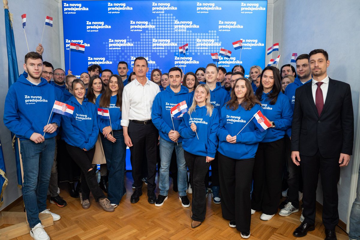 Hrvatska zaslužuje predsjednika koji ujedinjuje i vodi naprijed, a ne onoga koji stvara podjele. Zato sam odlučio kandidirati se za predsjednika Republike Hrvatske!

Vrijeme je za vođu koji će usmjeriti Hrvatsku prema sigurnijoj i svjetlijoj budućnosti!