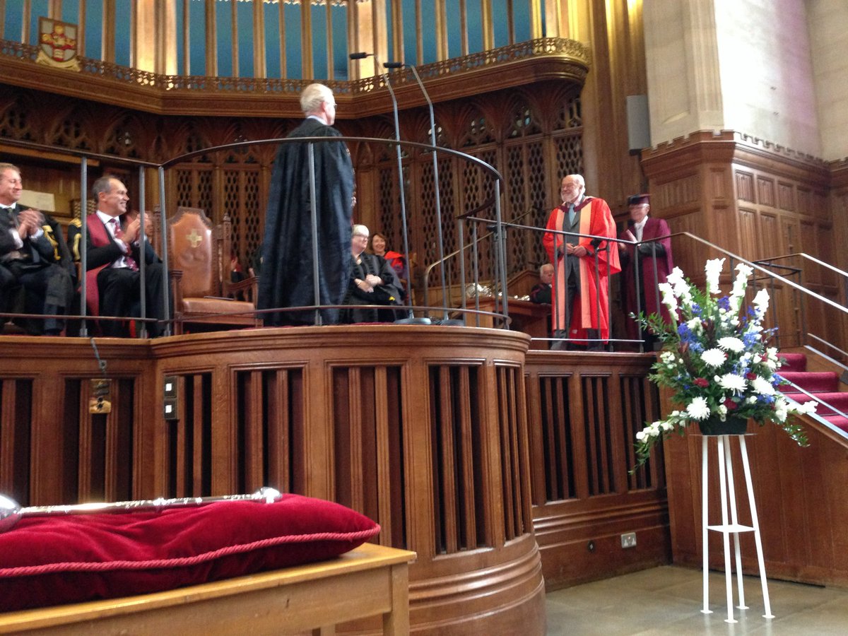 BlueGlassBoy tweet media