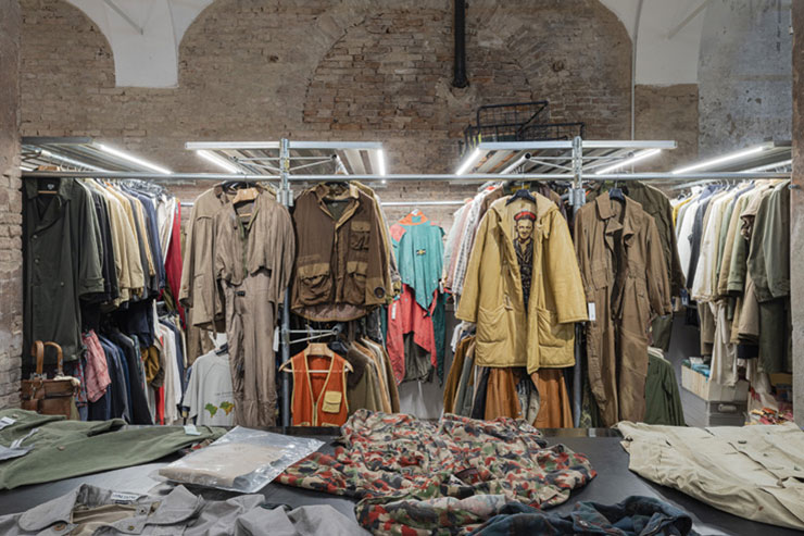 I am excited to share my latest article, co-authored with Dr Danielle Sprecher, which explores how Massimo Osti's visionary work influenced the development and direction of the Westminster Menswear Archive. Osti’s approach to archiving—a detailed collection of technical,