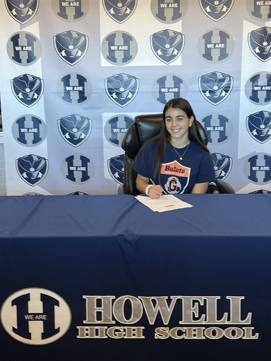 HHSRebelSports's tweet photo. Congratulations 🎉 to our Senior Athletes that will be continuing their Academic and Athletic careers. 
Samantha Gold, PennWest Clarion- Women’s Soccer
Maddie Roberto, Gettysburg College-Women’s Soccer 
Allie Nase, Fairleigh Dickinson University- Women’s Soccer https://t.co/6agN6TPWMs
