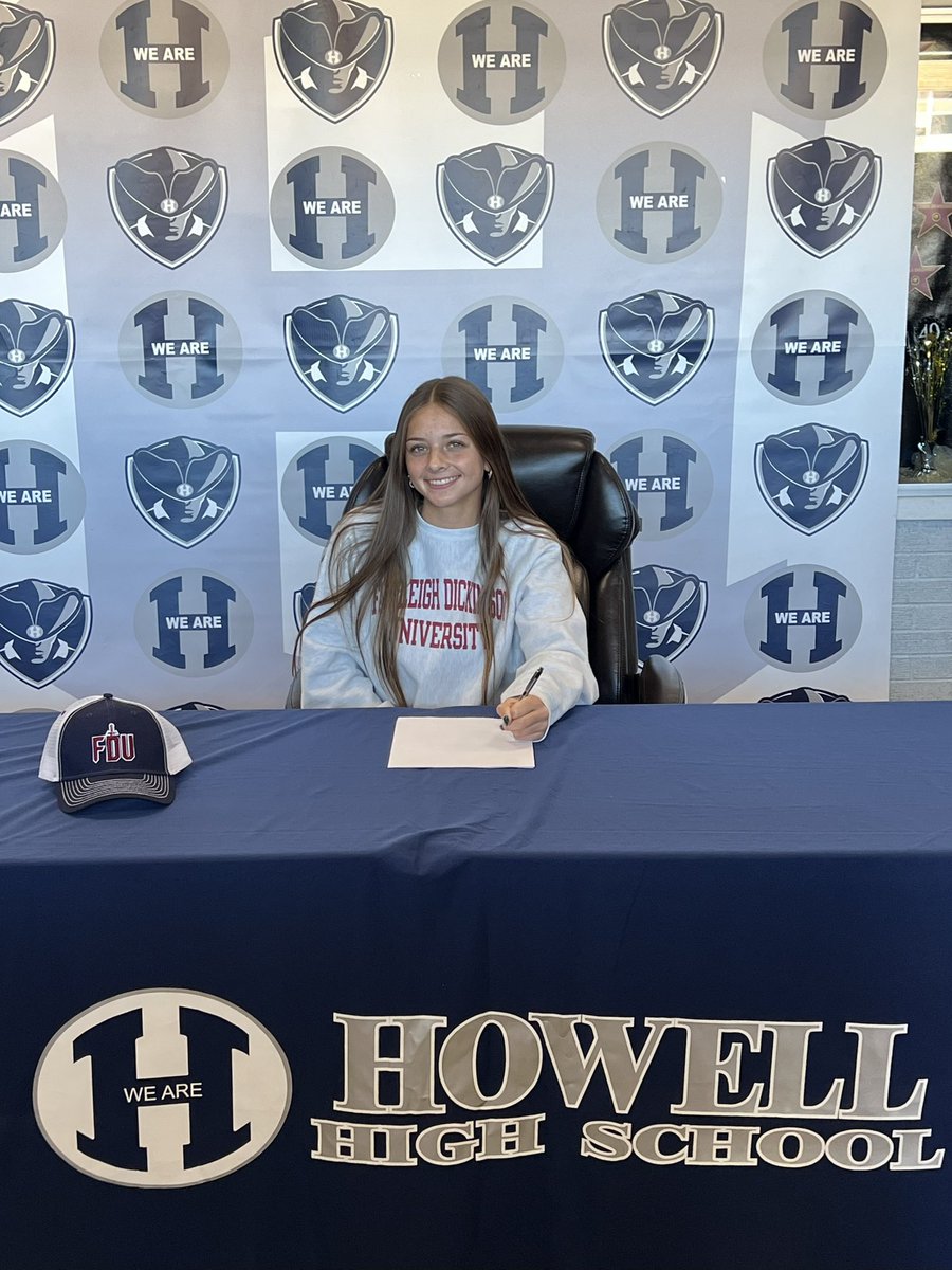 HHSRebelSports's tweet photo. Congratulations 🎉 to our Senior Athletes that will be continuing their Academic and Athletic careers. 
Samantha Gold, PennWest Clarion- Women’s Soccer
Maddie Roberto, Gettysburg College-Women’s Soccer 
Allie Nase, Fairleigh Dickinson University- Women’s Soccer https://t.co/6agN6TPWMs