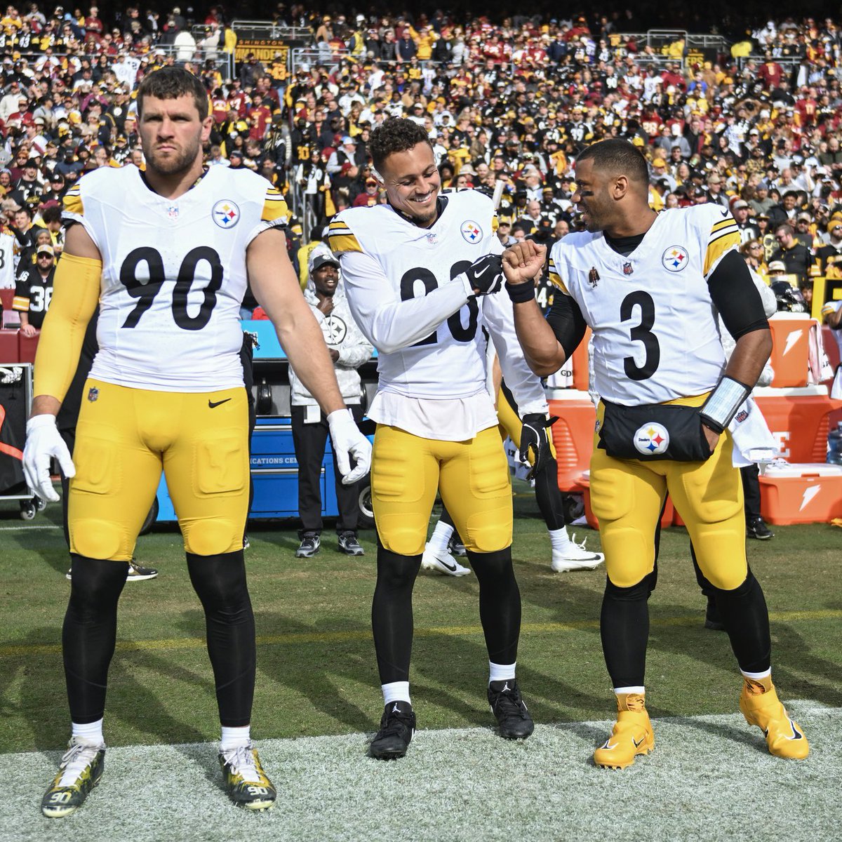 DangeRussWilson's tweet image. For HIS glory! @Steelers 

The heart of man plans his way, but the Lord establishes his steps.
Proverbs 16:9