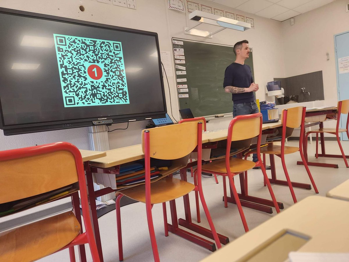 PAPC cycle 3 en maths à #BarleDuc
Atelier : utiliser le numérique pour travailler les automatismes, les faits numériques et le calcul mental :
➡️Mathsmentales net et son impressionnante palette d'outils 
➡️<a href="/calcul_TICE/">calcul@TICE</a> par le #GAR
➡️ <a href="/JePeuxPasGMaths/">J'peux Pas J'ai Maths</a> 
<a href="/dane_nancy_metz/">DRANE Nancy-Metz</a> <a href="/DSDEN55/">DSDEN55</a>