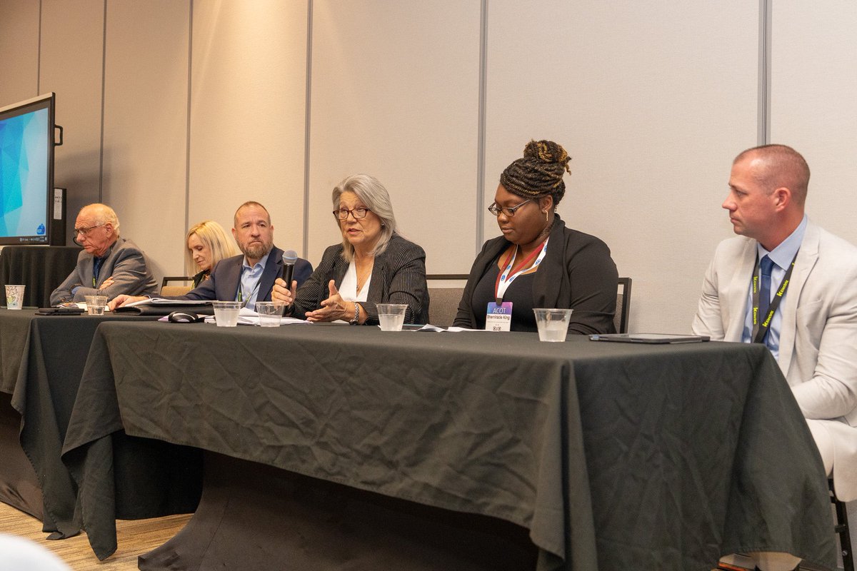 AcotEvent's tweet image. An all-star cybersecurity panel is happening at #acot2024 this morning. Our attendees are taking their knowledge to the next level. #levelup #arkansasconferenceoftechnology #edtech #cybersecuritytraining