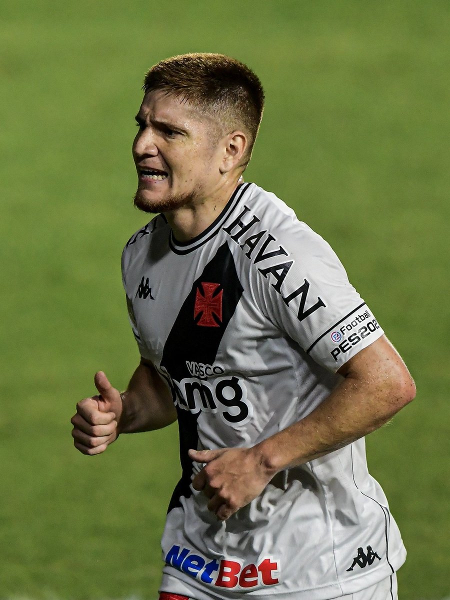 akquiesce's tweet photo. 🚨| Leonardo Gil: opción en la U
El volante de Colo-Colo interesa mucho en el CDA, el jugador termina contrato a fin de año y todo indica que no seguiría en el cuadro Albo, lo que facilitaría su negociación con la U. #ReporteParedes #VamosLaU https://t.co/7V4XLqX5kt