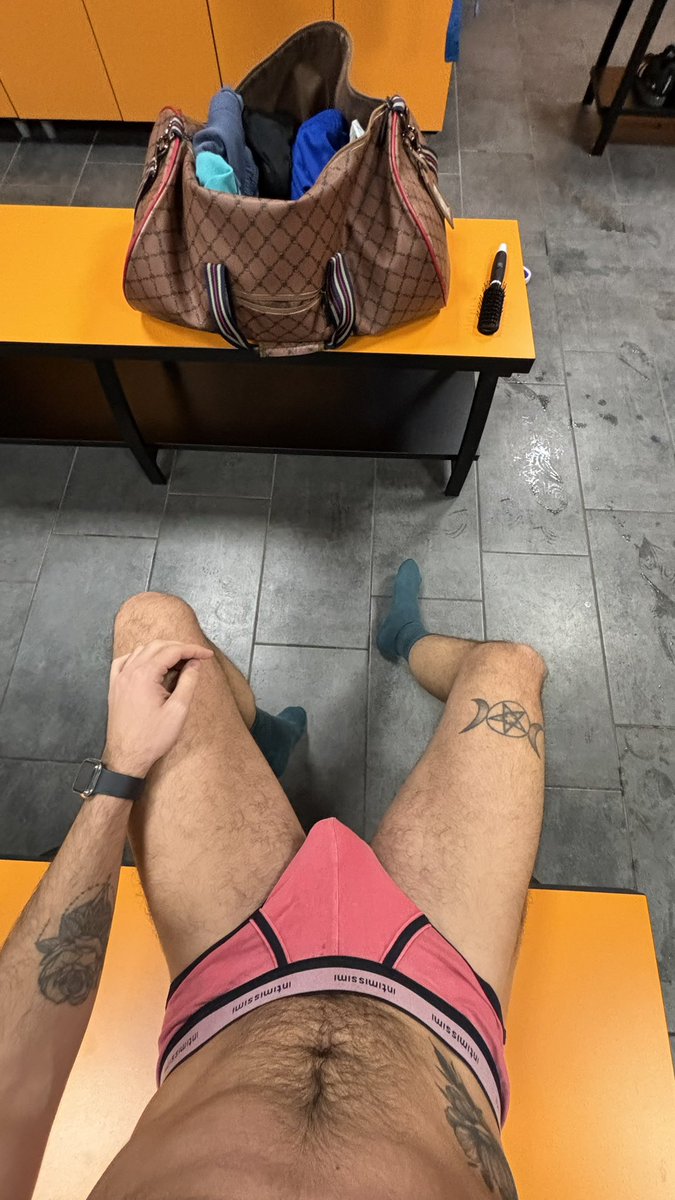 Dorian_Oleandro's tweet photo. Su IG l’hanno già vista. https://t.co/gGM2wDLrh6