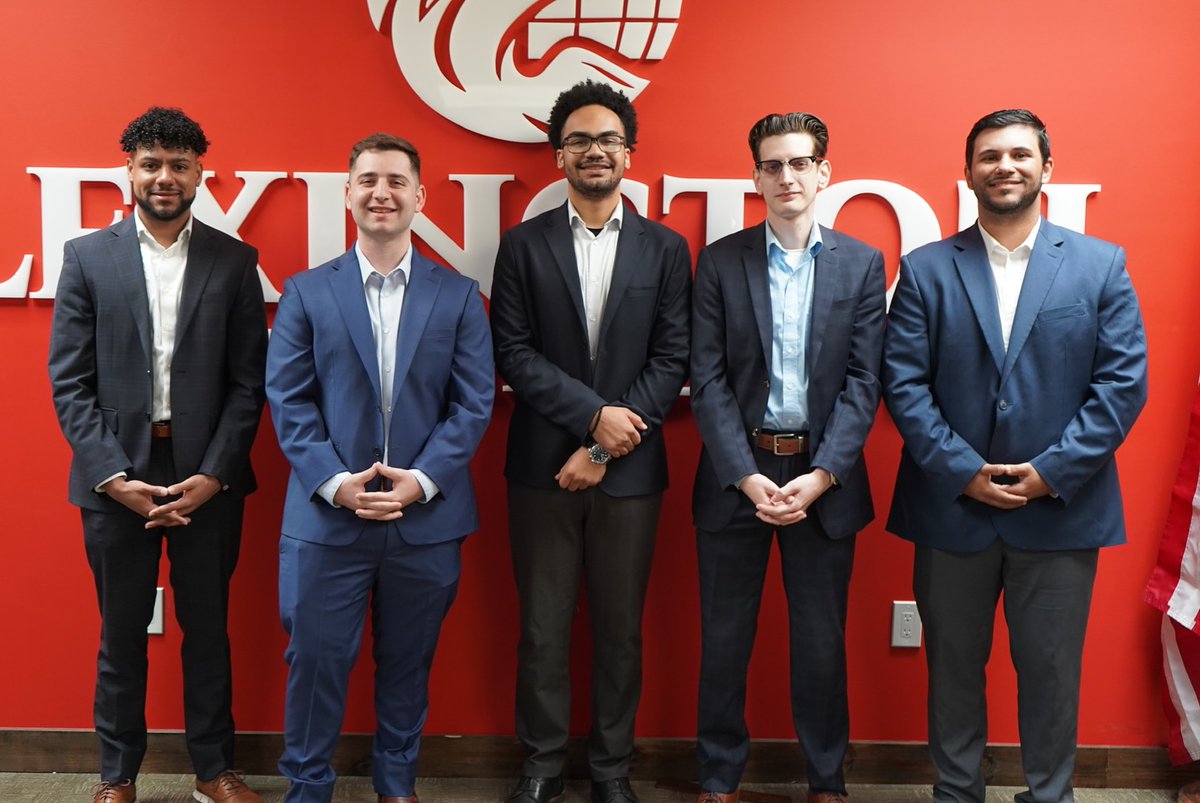 LexingtonCapitl's tweet photo. Looking good and ready to take on the day, providing top notch support and innovative solutions for all your business financing needs. Let’s make today great! https://t.co/wFf1AuwRl6