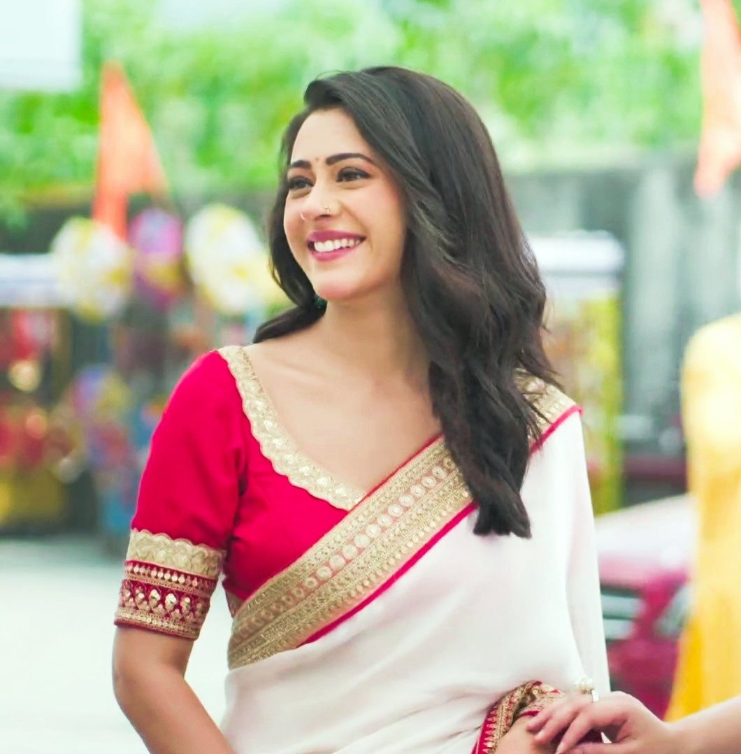 You are tha most Gorgeous and Talented actress I have ever seen in ITV...Keep shinning my dear HIBA NAWAB

#HappyBirthdayHiba #Jhanak