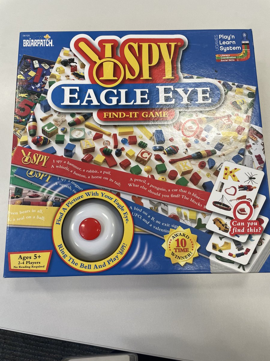 YeagerLibrary's tweet photo. Loving the new games I got for our yellowjackets to do during makerspace. The orange group is playing an I Spy game. @CyFairYeager @CyFairLibraries https://t.co/NNgiYah7ZU