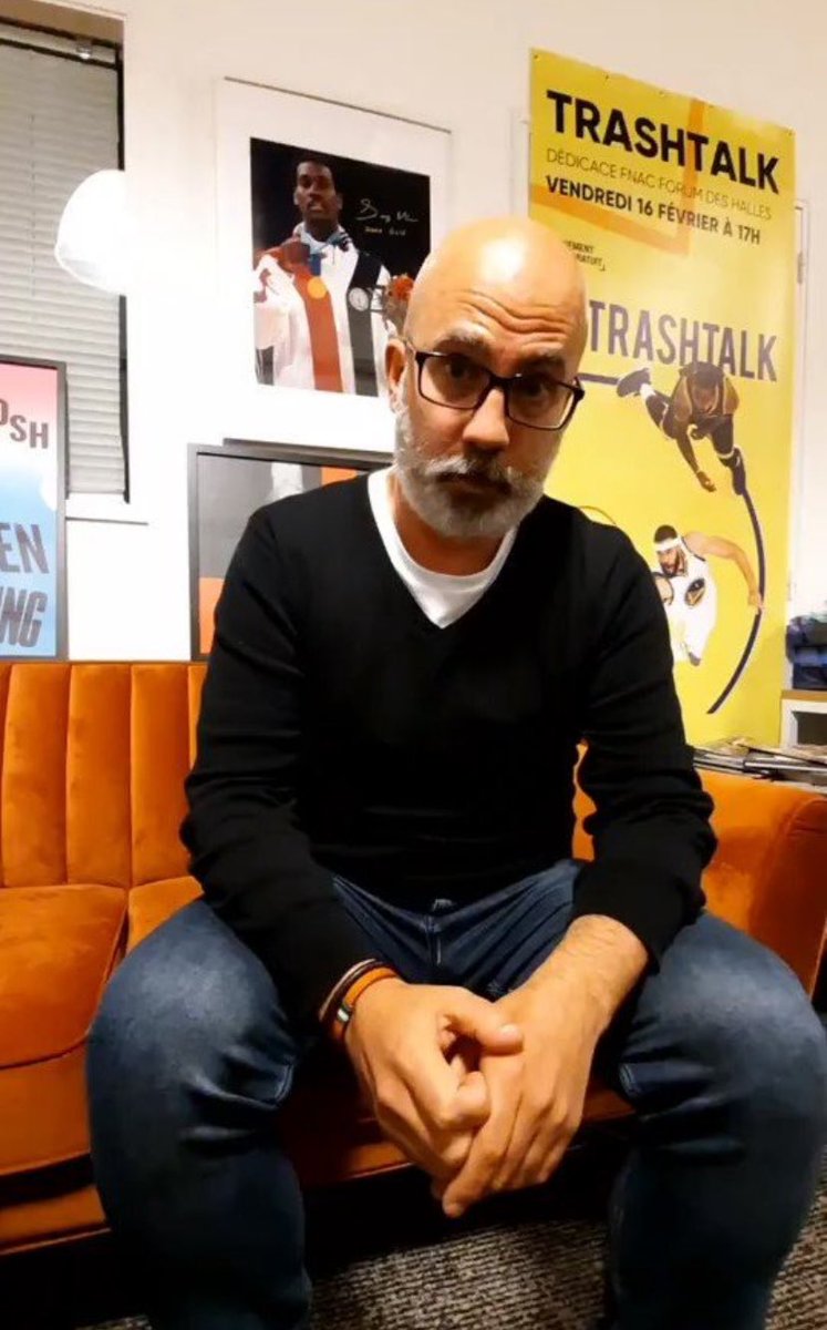 Elle me dit qu'elle ne peut pas être au four et au moulin. Pourtant, je pensais qu'en lui demandant poliment, elle pouvait couvrir les deux postes.