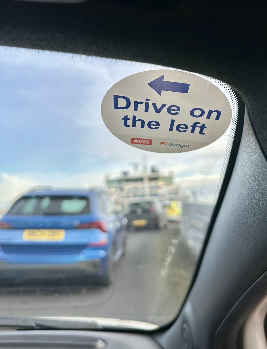 How to scream “I’m not from here” without saying a word. 
#FerryToIsleOfWight