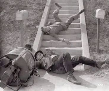 FindingHatsOff tweet media