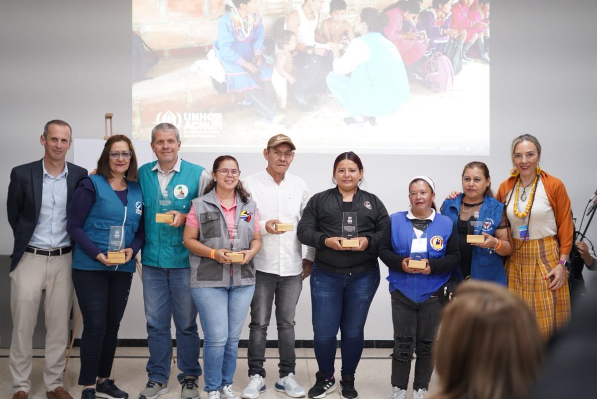elisacarlaccini's tweet photo. La institucionalidad y laliados en el Eje Cafetero se comprometen a fortalecer acciones de protección y soluciones x la población refugiada, migrante, desplazada y confinadas🇺🇳

Seguiremos articulando iniciativas x que  las personas que han sido forzadas a huir se sientan en casa https://t.co/CYfvB5XQ2k