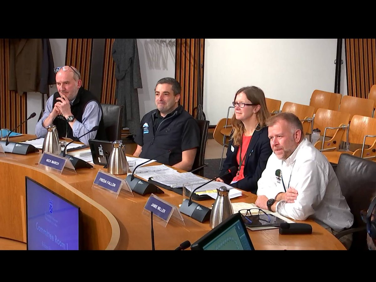 Phil Thompson tweet media