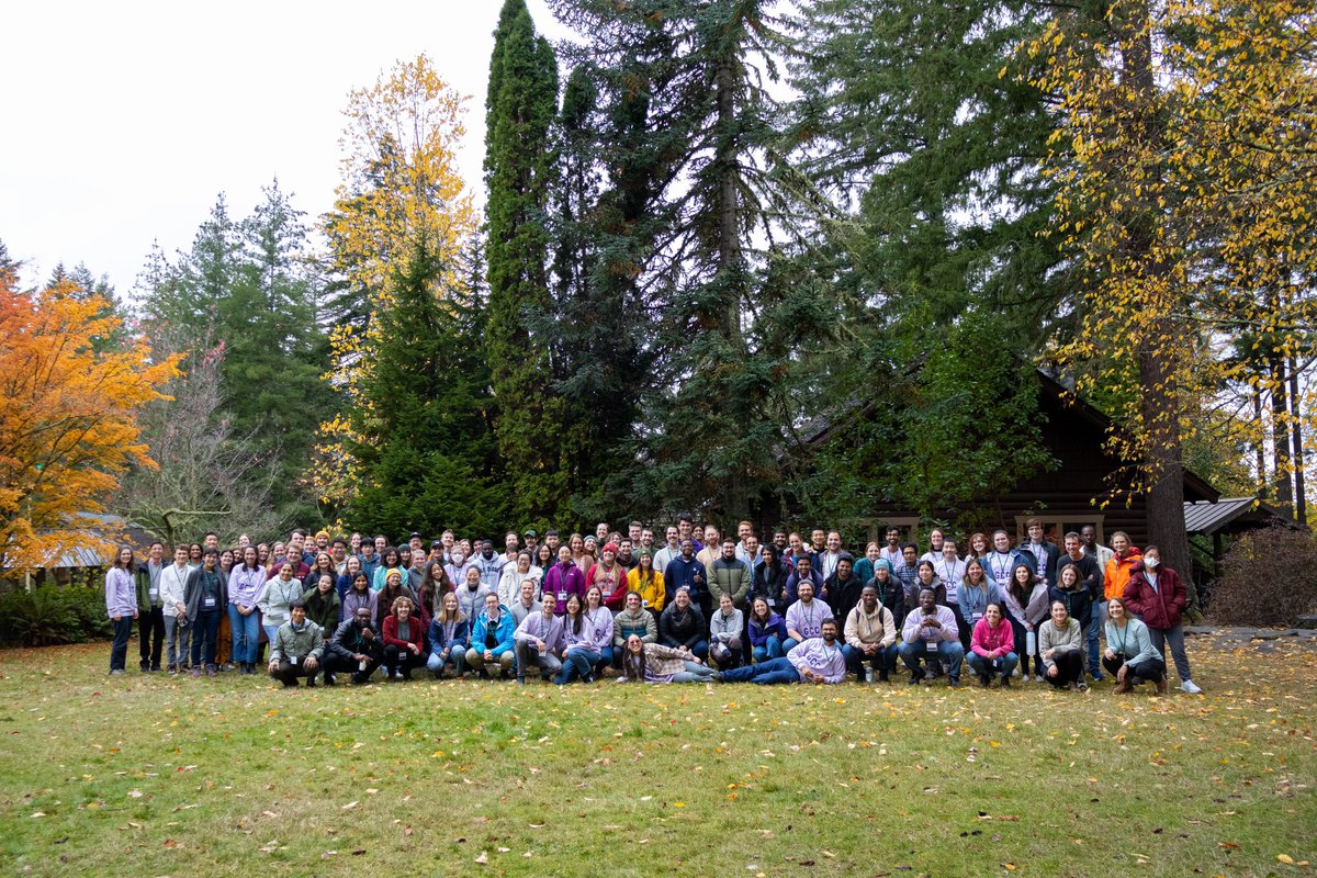 jacobjblais's tweet image. Earlier this month, I had the pleasure of attending the 18th annual @gradclimateconf in wet but beautiful Washington. ☔️ It was a treat to meet and form friendships with other students studying the climate in some capacity as well as give a short talk on my research. #GCC2024