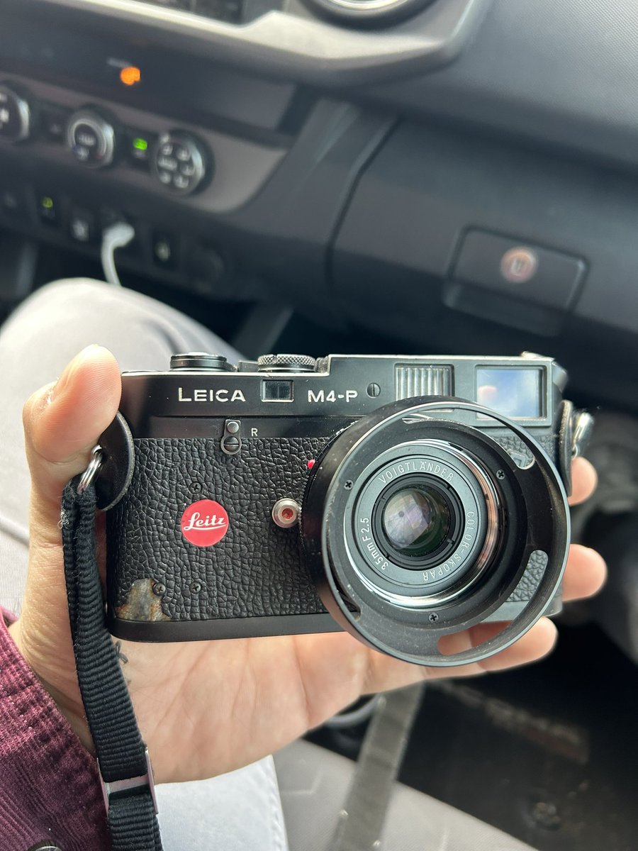 ALTOcaptured's tweet image. The Camera 👋 the Photos #35mm