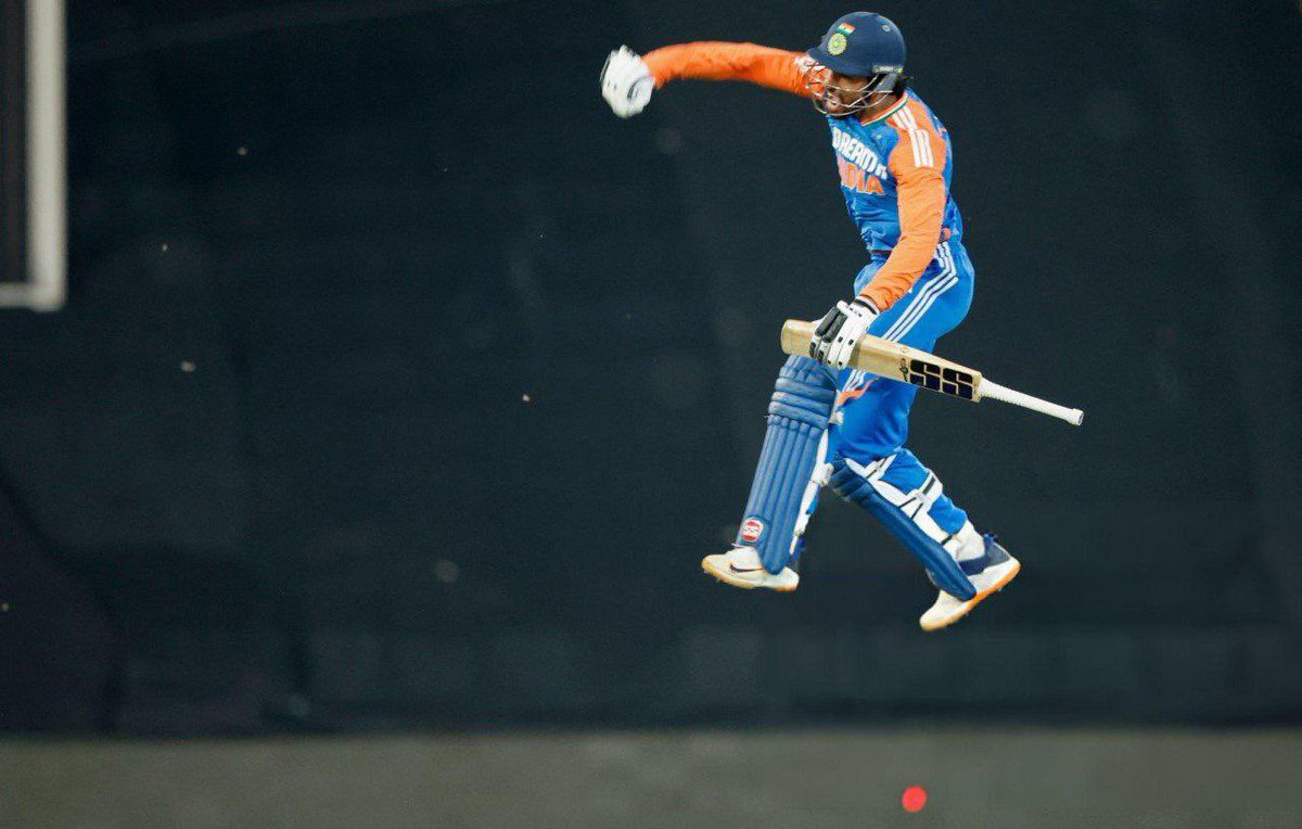 TrulyBrijesh's tweet photo. Left handers to score a T20I ton for India 

Tilak Varma - 107*(56)
Suresh Raina - 101(60)
Yashasvi Jaiswal - 100(49)
Abhishek Sharma - 100(47)

#SAvsIND https://t.co/ThflHxITaH