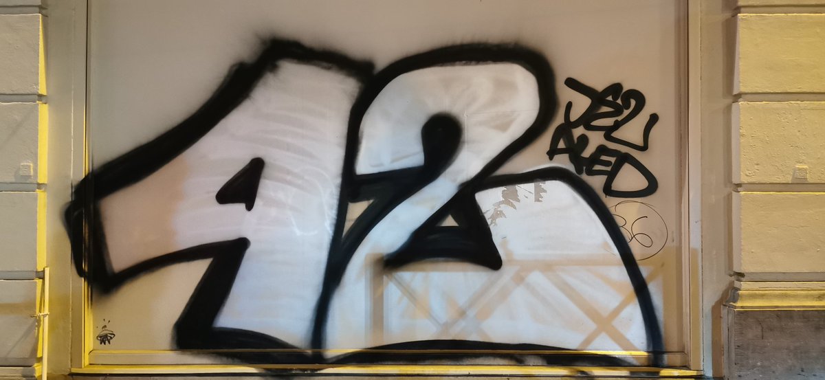 La réponse est à #SaintGilles #StreetArt