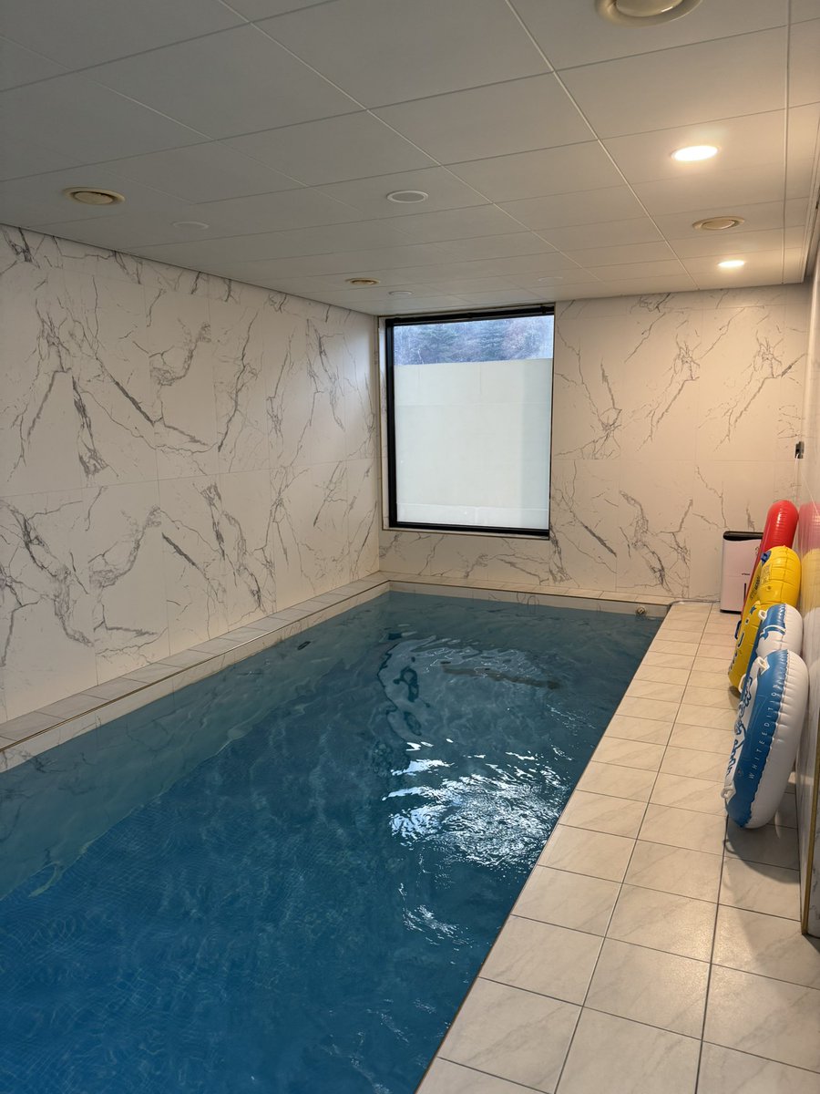 가평에 놀러왔어요!!ㅎㅎ
혹시 가평에서 함께 노실 초대녀분 계신가요?
#섹트 #초대녀 #솔녀 #부커만남 #커플만남 
#가평 #풀빌라