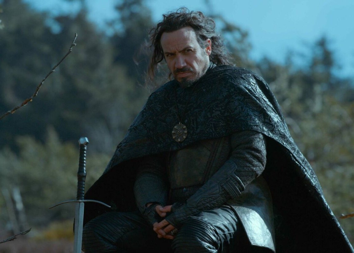 Cinema_fr_hub's tweet photo. À date indéterminée mais actuellement en tournage, la partie 2 et 3 de #Kaamelott (écrit, joué et réalisé par Alexandre Astier qui gère à nouveau aussi la composition de la musique), sortira en 2025 et/ou en 2026, avec un budget conséquent, le plus gros projet de @SNDfilms. https://t.co/bu2ywA8jlf