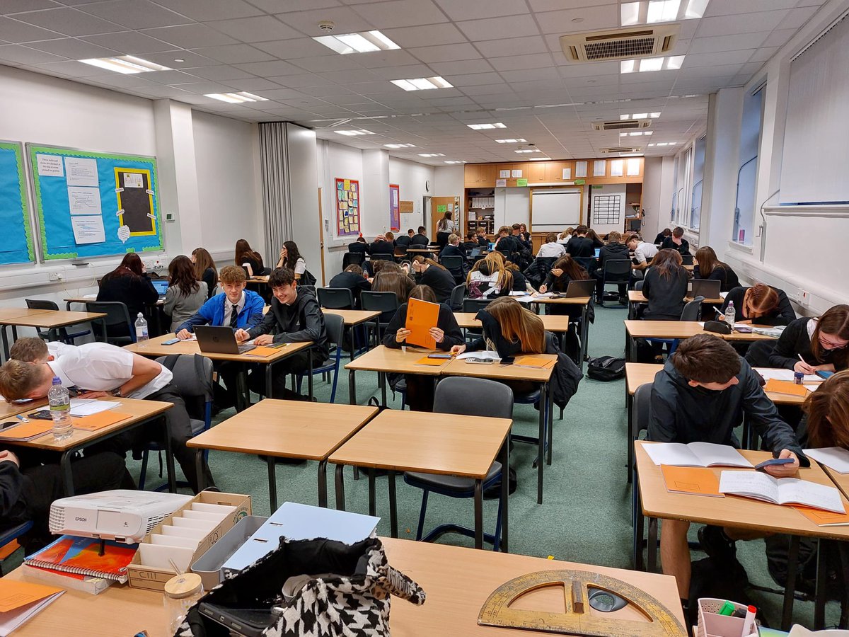 Duncanrig Maths tweet media