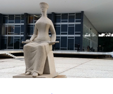 AraciBrolo's tweet photo. #AVERDADE!!!
JUIZ, outrora, era sinônimo de retidão, justiça, conduta ilibada, grande saber jurídico, preocupante social e afins.
Hoje em dia, valem o cinismo, a desfaçatez, a politização, a parcialidade, a simpatia bandida e que tais.
Doloroso, não? https://t.co/1NC7lh91Vy