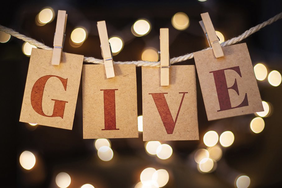 PRCRelocation's tweet image. There are numerous ways to share the giving this holiday season. Whether you're making a thankfulness jar, organizing a cookie exchange, or working at a food shelter. 

Click below to learn about ways you can share your generosity with others this season.

camps.winshape.org/blog-family-th…