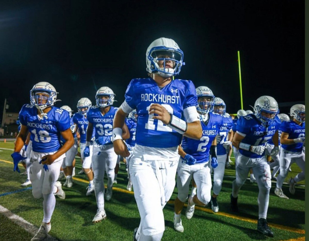 Charlie Loose tweet media