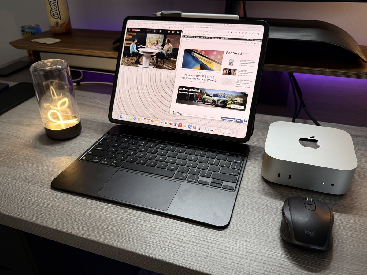 nandoprince93's tweet image. The perfect setup does exist ๐คค
Ultimate mobile setup loadingโฆ