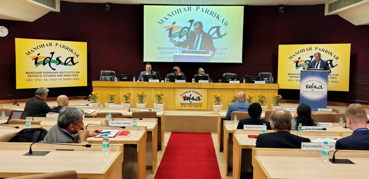 IDSAIndia's tweet image. Mr @Prakashukla Former Chairman @SIDMIndia recommended that India&apos;s defence strategy must include a 5th Pillar-a vibrant domestic industry for R&amp;amp;D, innovation &amp;amp; manufacturing. Self-reliance is the key to national security. #DDD2024 #DefenceStrategy #DefenceInnovation #MakeinIndia